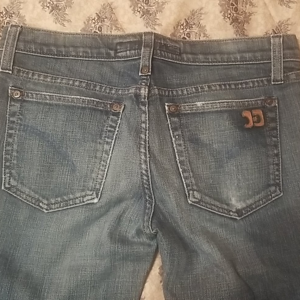 Jean's - Picture 3 of 4